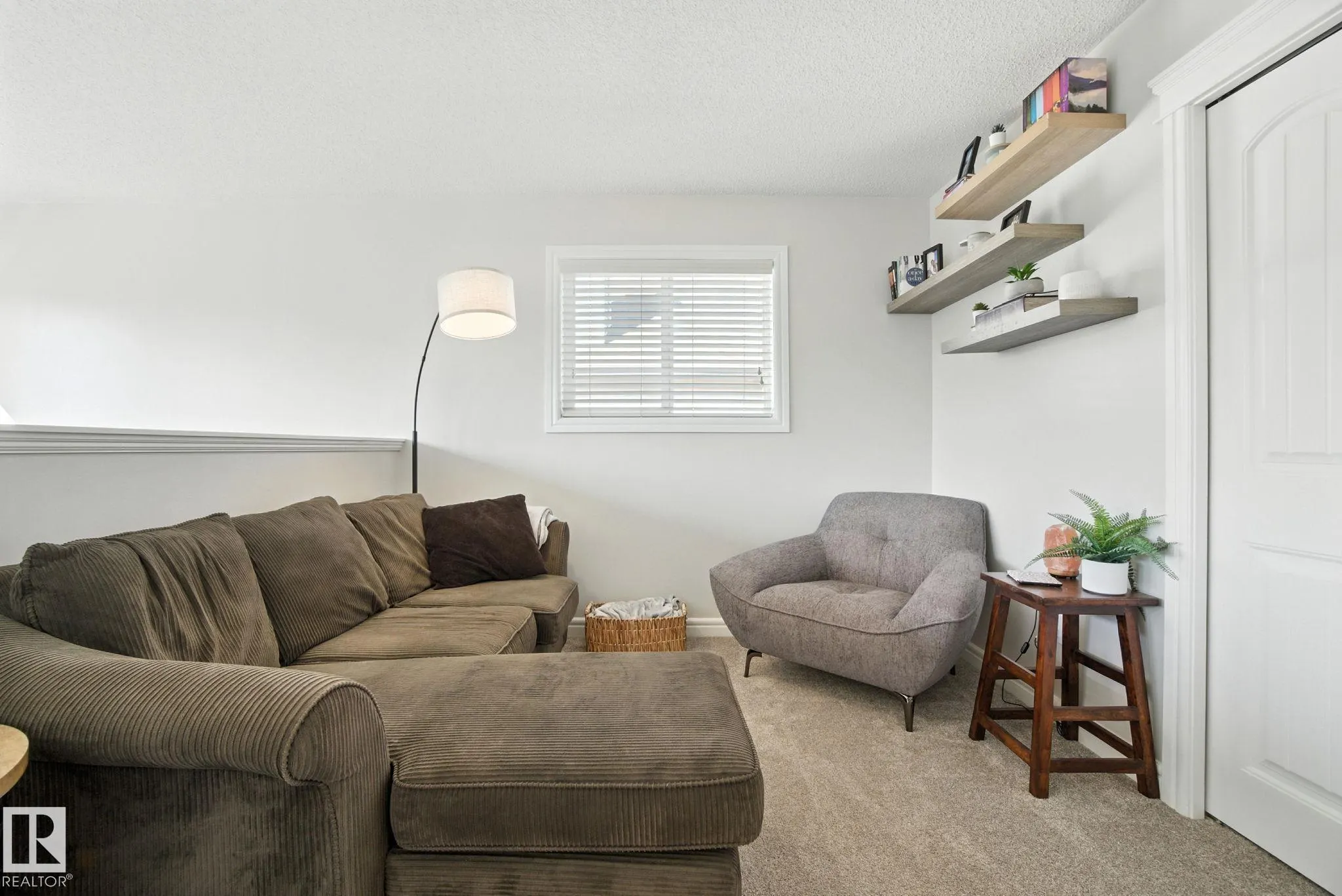 38 VAUGHN Avenue