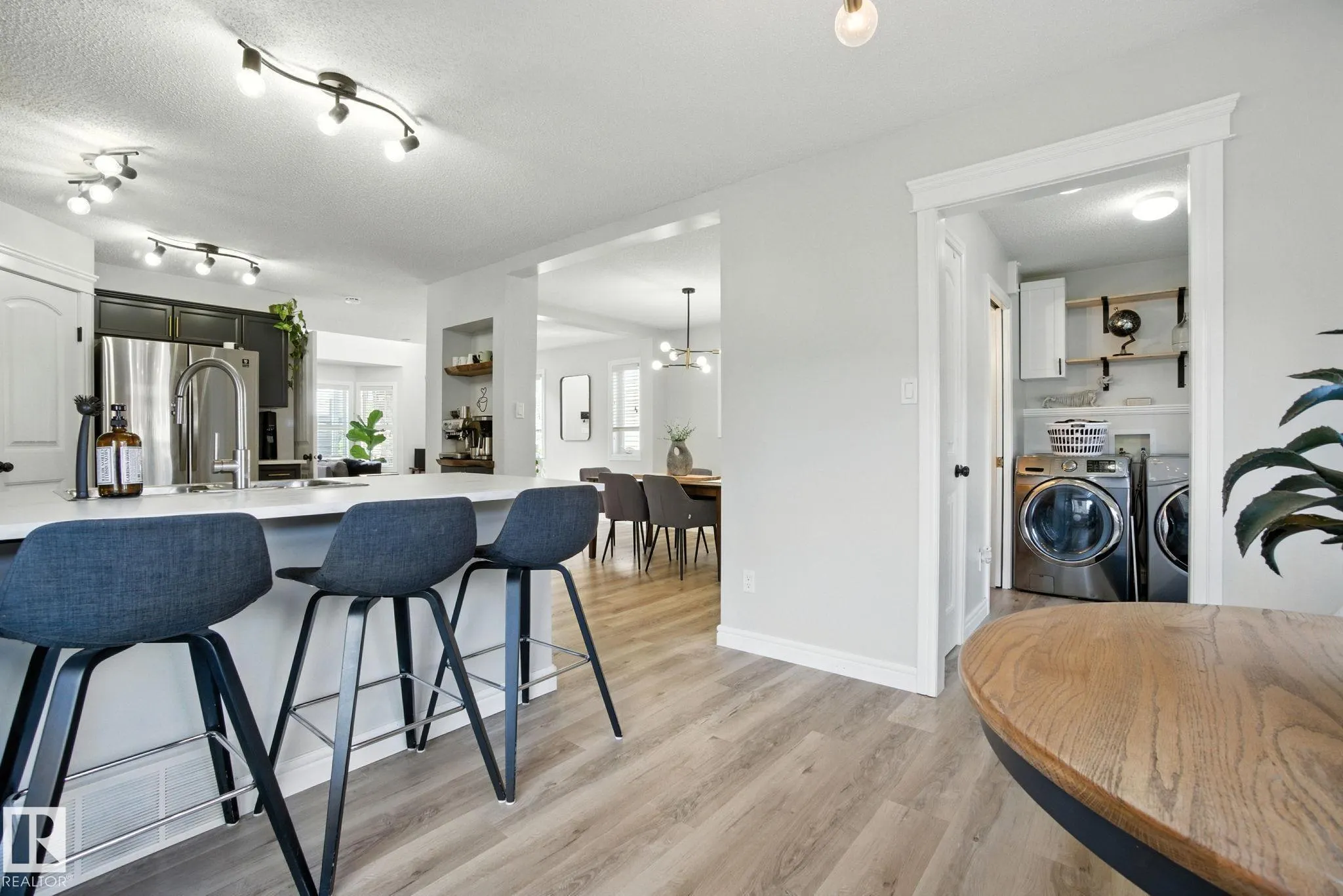 38 VAUGHN Avenue