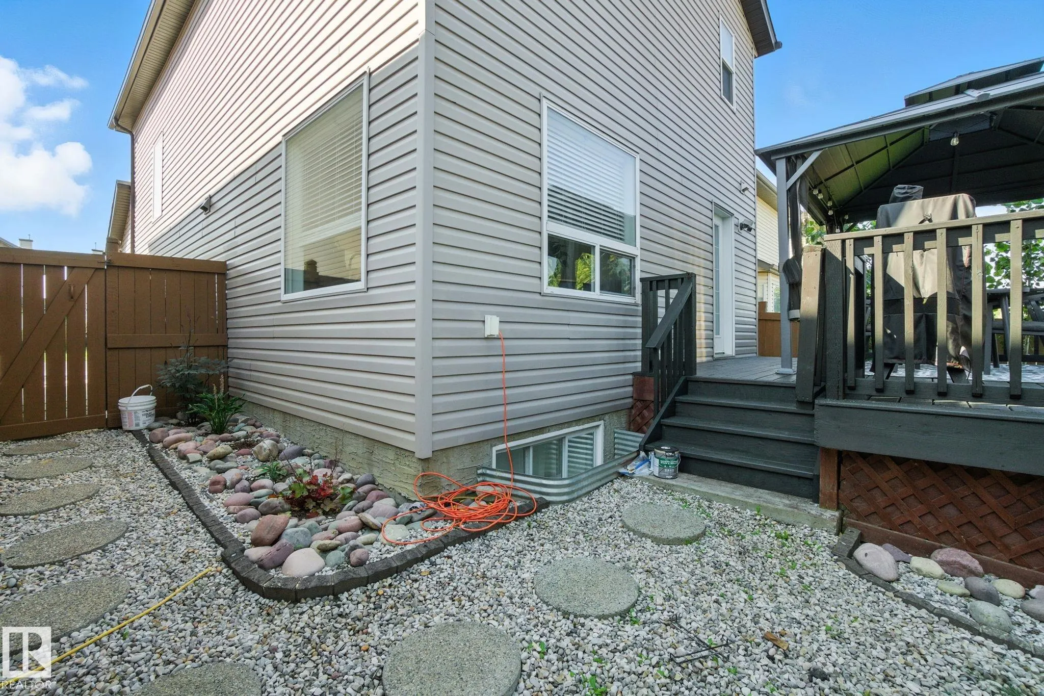 38 VAUGHN Avenue