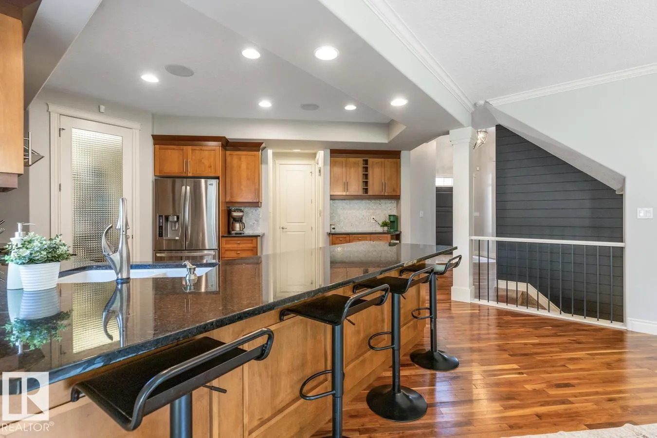 52304 RGE ROAD 233