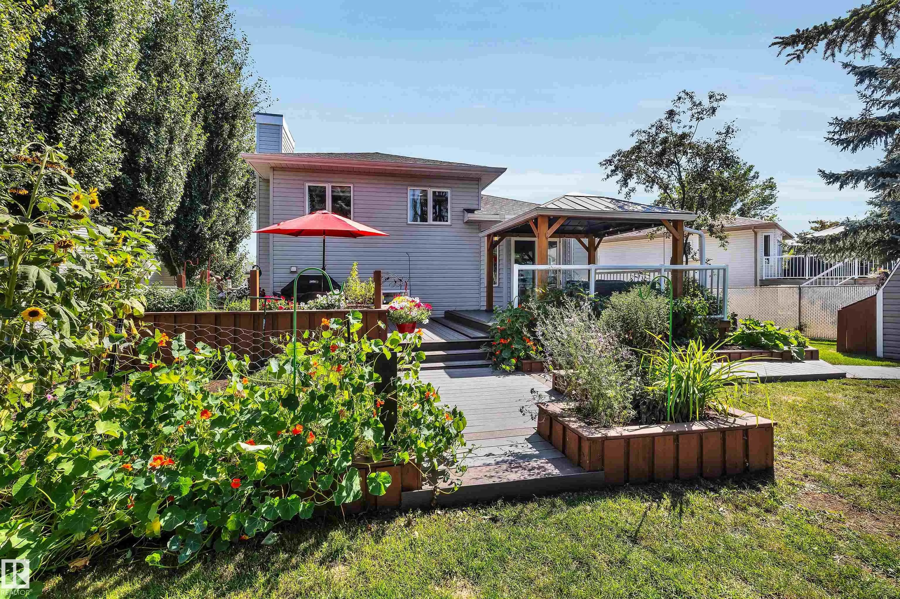 78 DEER PARK Boulevard