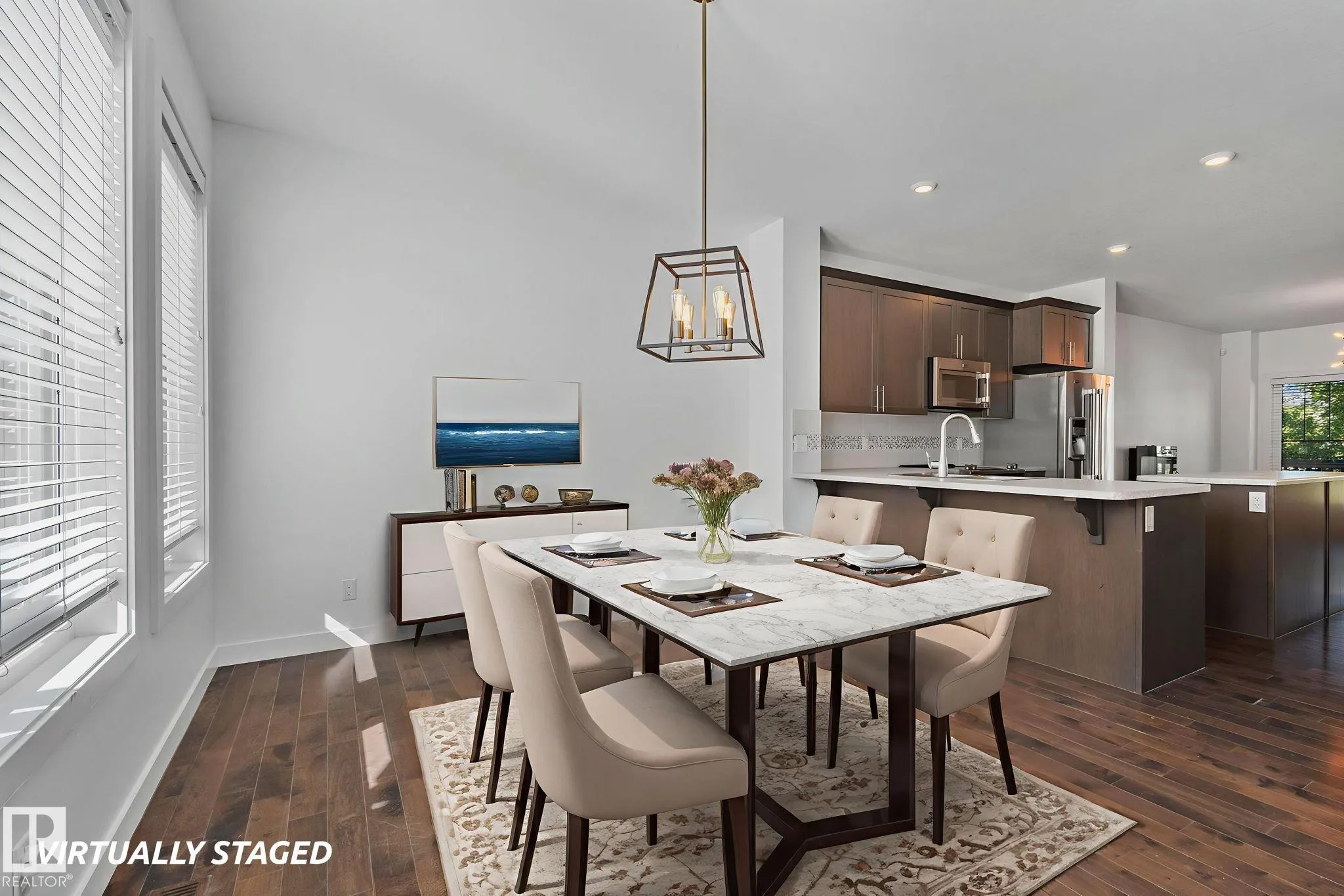 526 ORCHARDS Boulevard