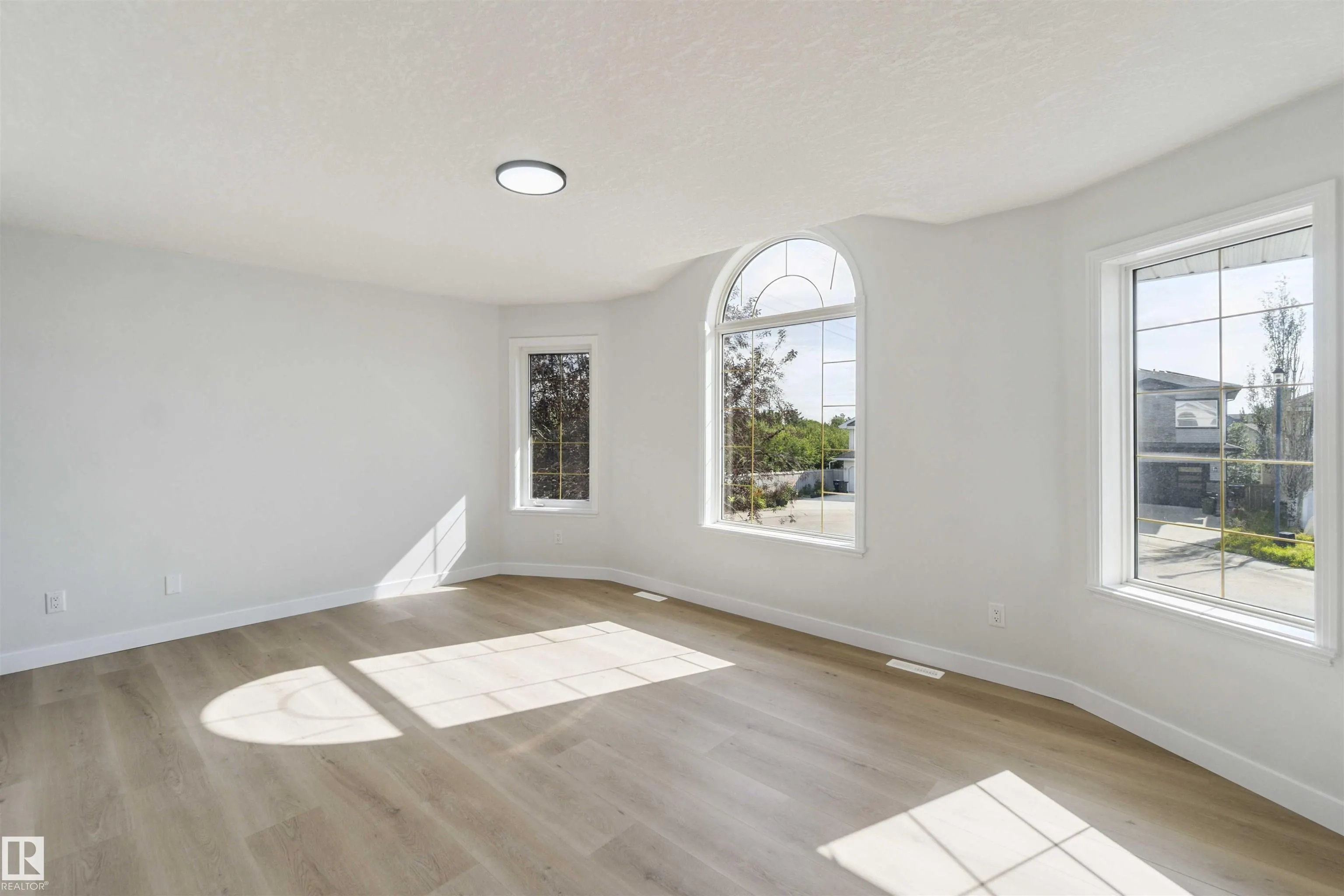 618 LAYTON Court