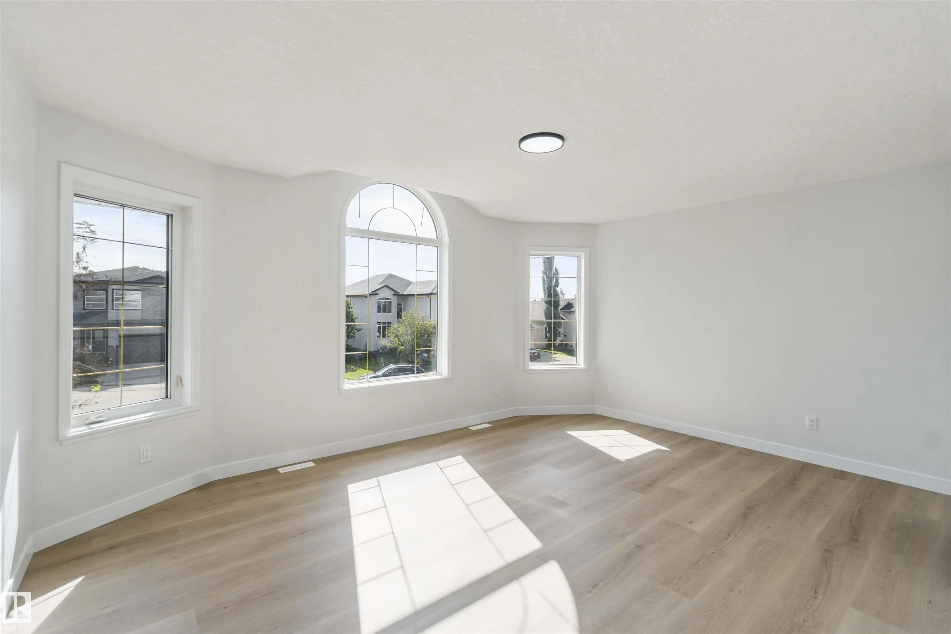 618 LAYTON Court
