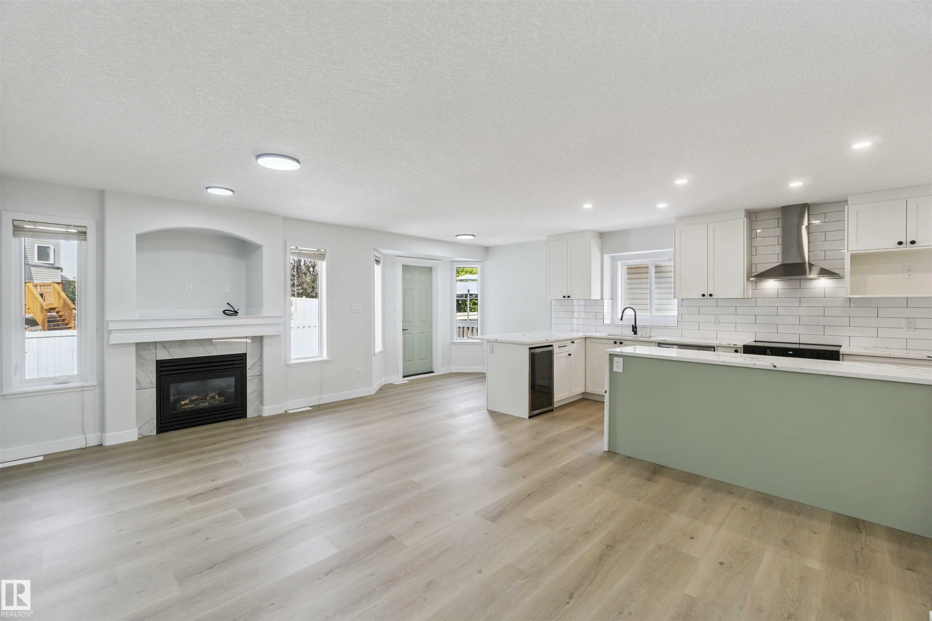618 LAYTON Court