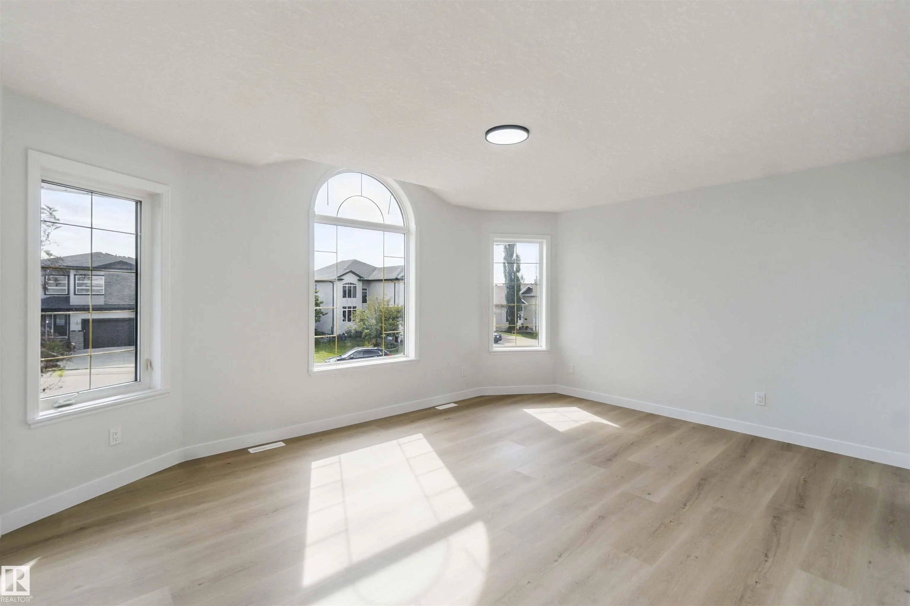 618 LAYTON Court