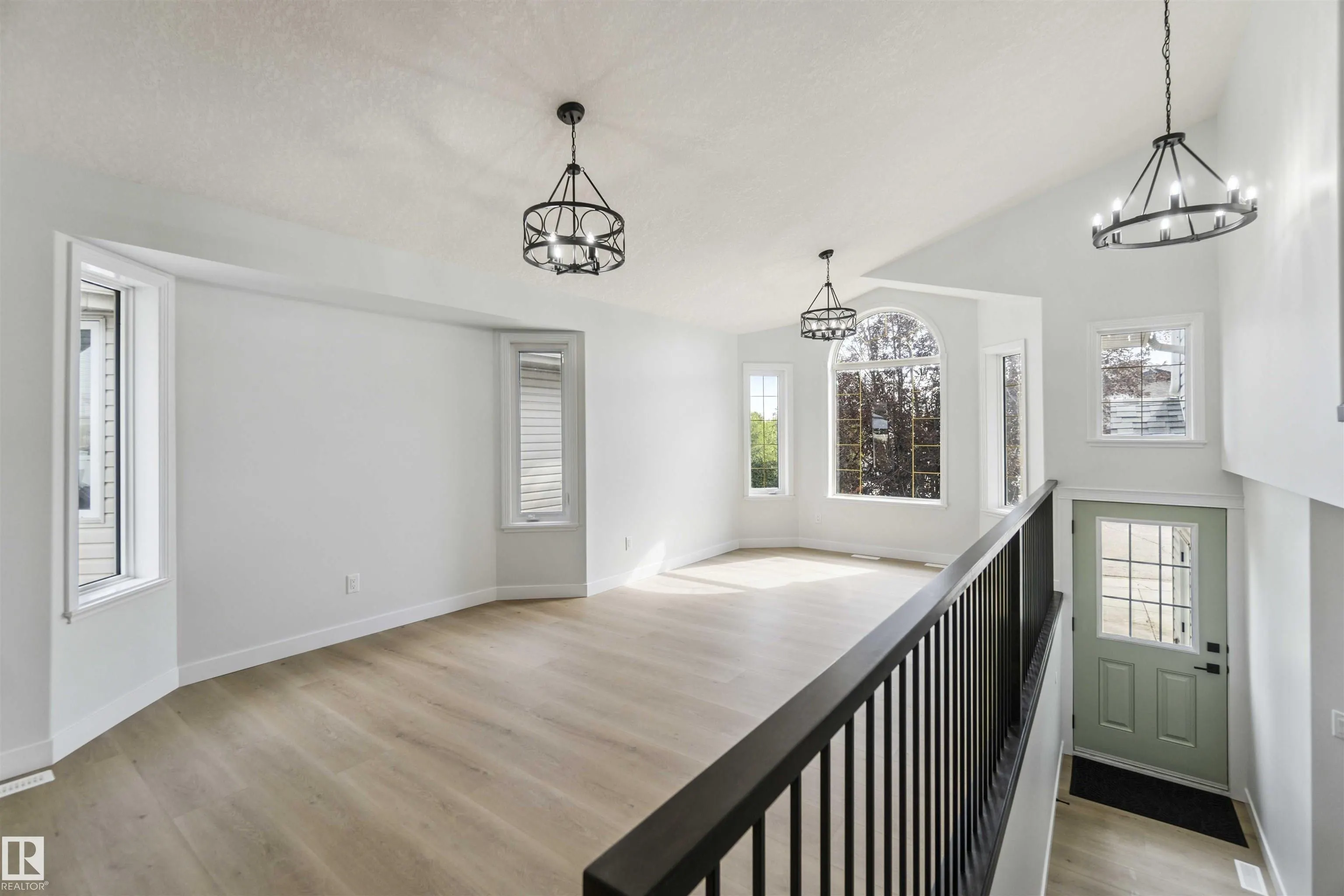 618 LAYTON Court