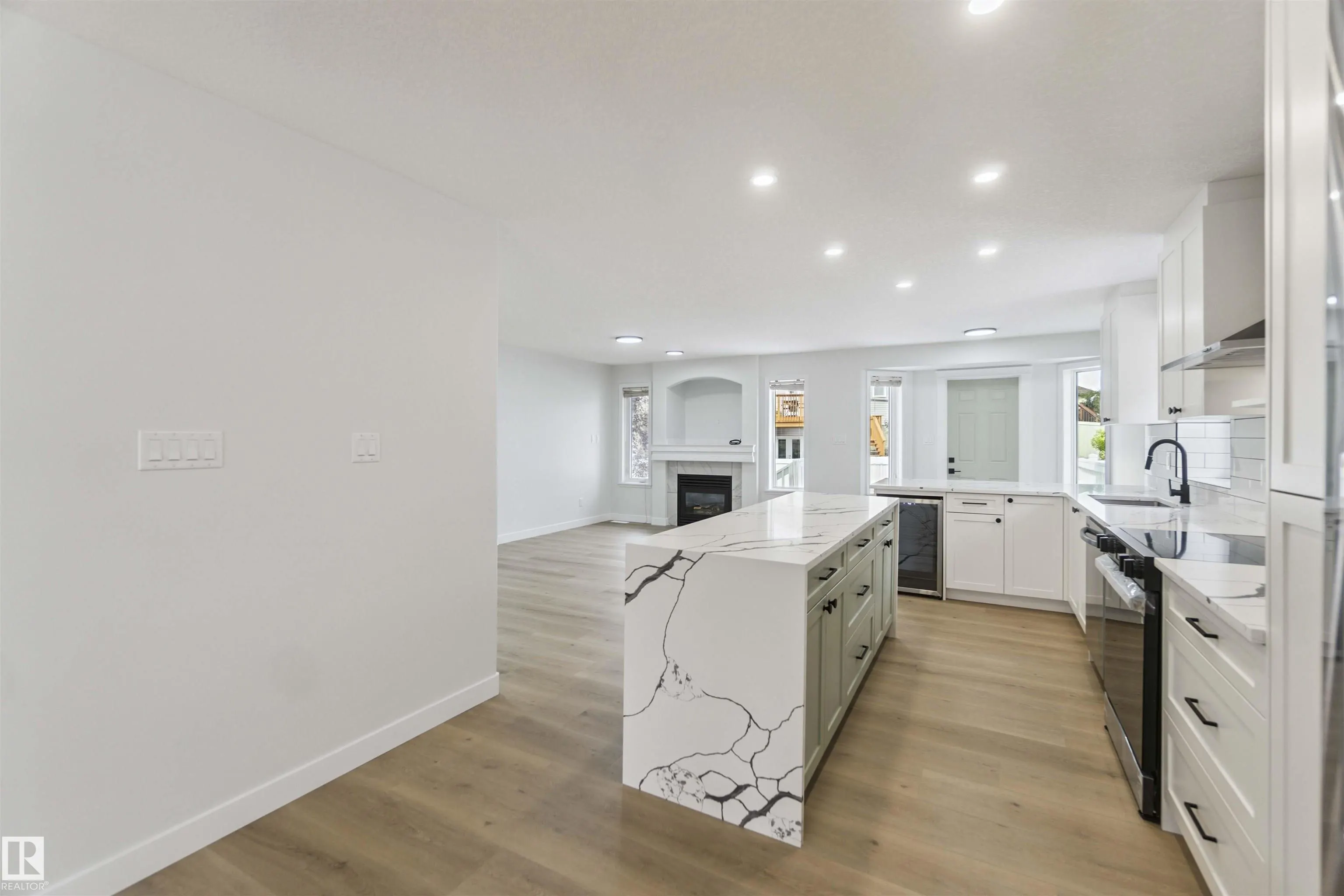 618 LAYTON Court