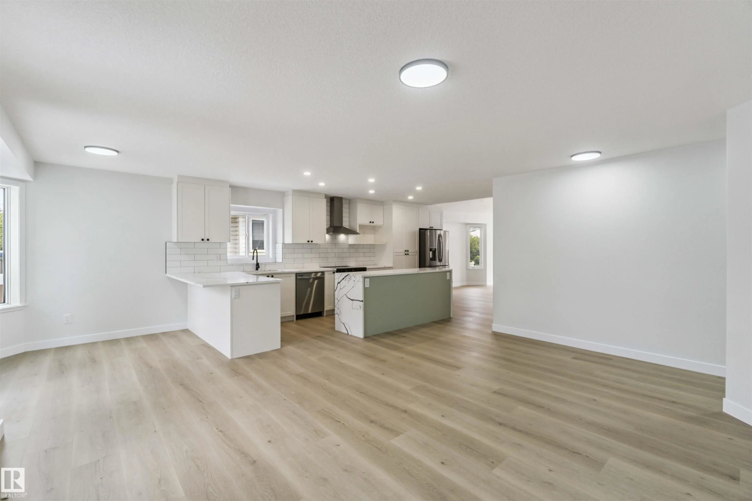 618 LAYTON Court