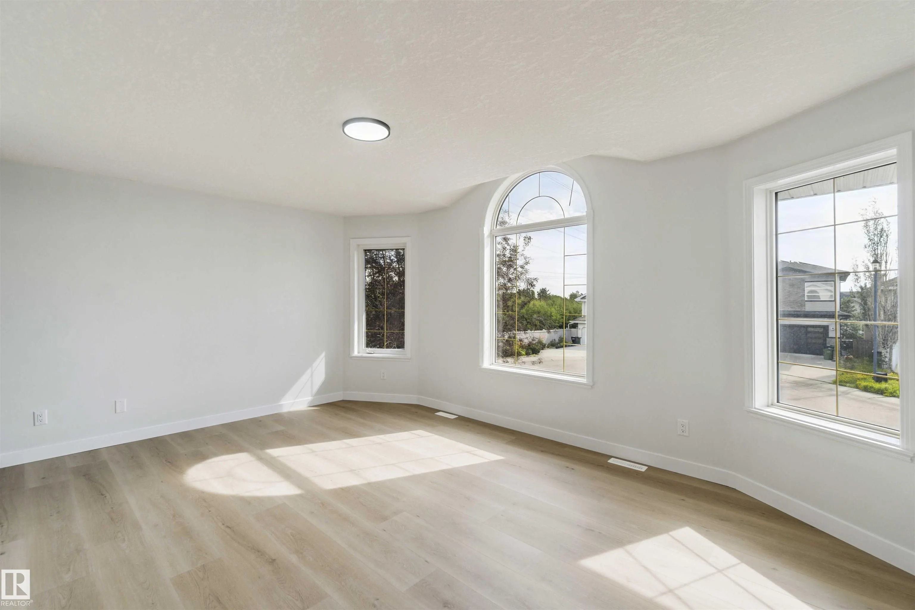 618 LAYTON Court
