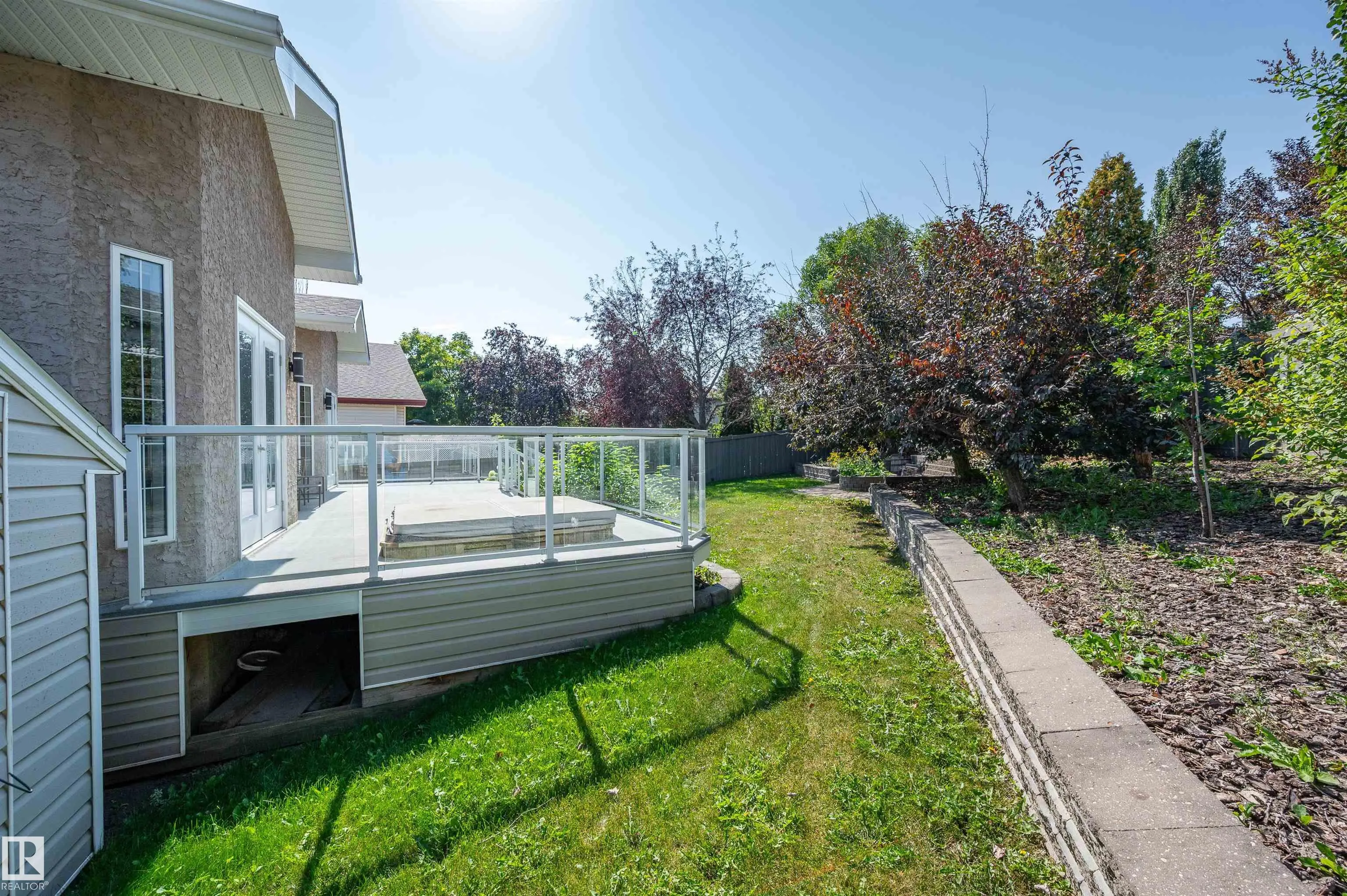 21 OSBORNE Close