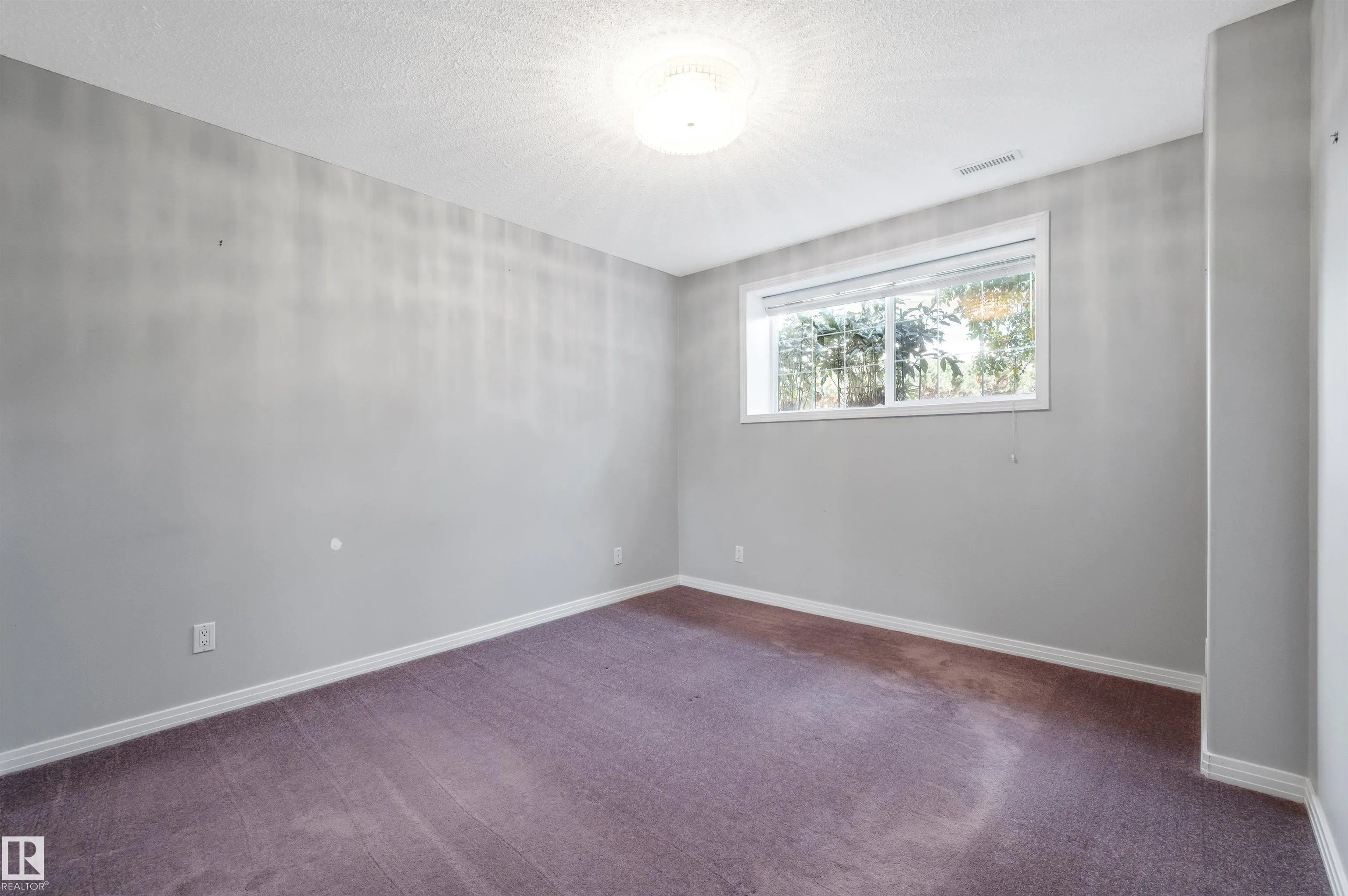 21 OSBORNE Close