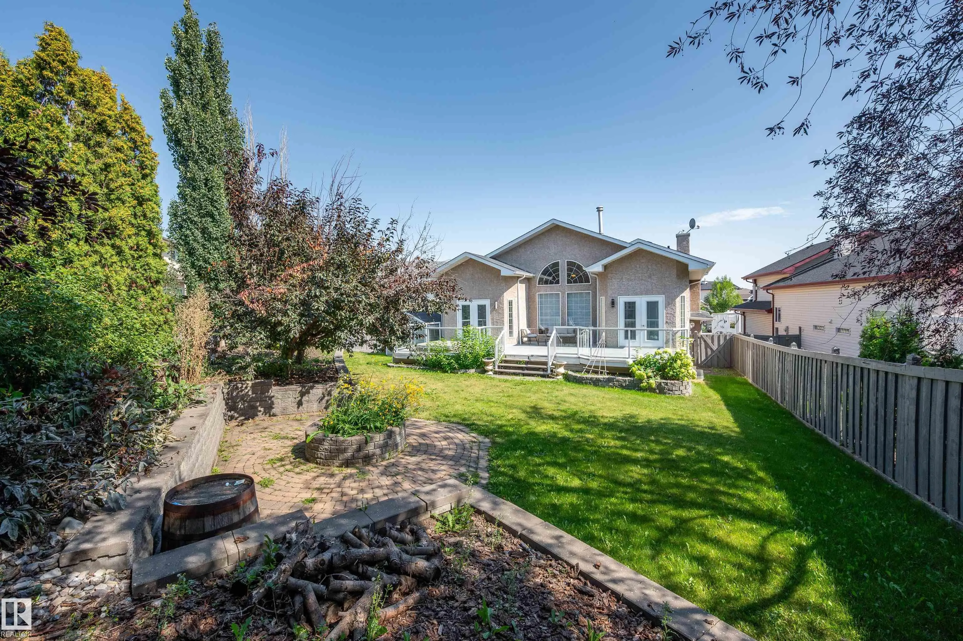 21 OSBORNE Close