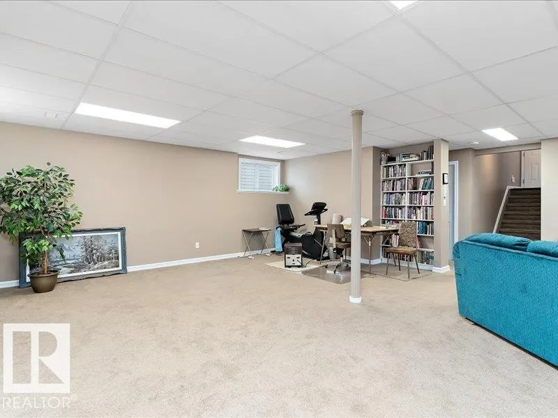 93 CAVAN Crescent