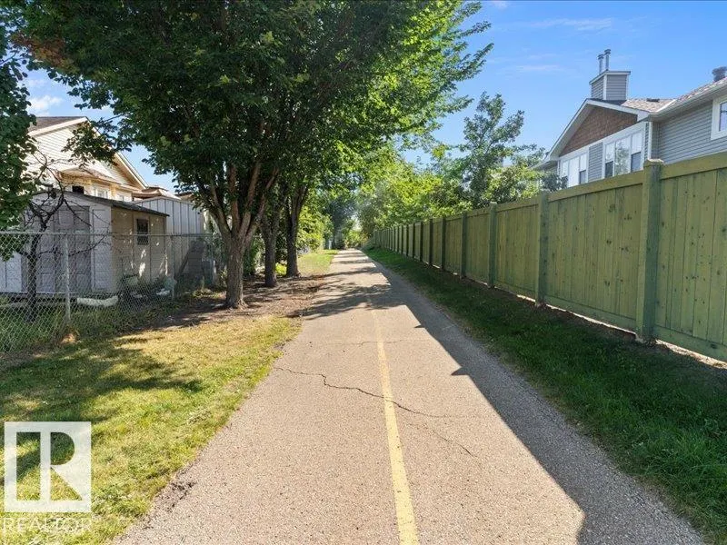 93 CAVAN Crescent