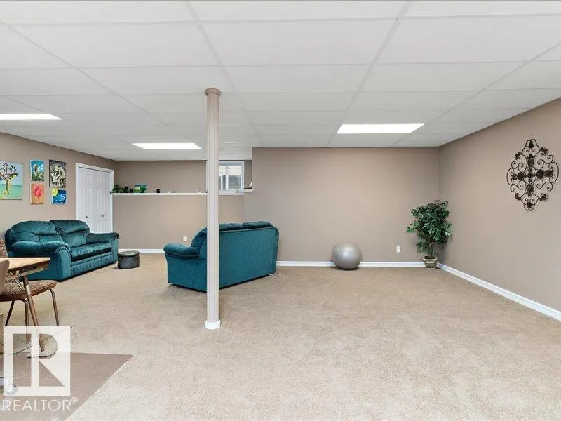 93 CAVAN Crescent