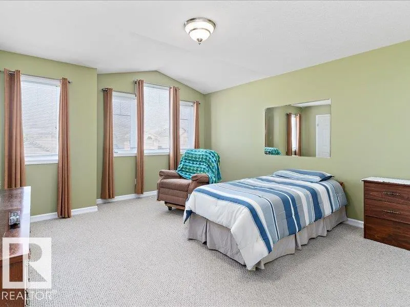 93 CAVAN Crescent