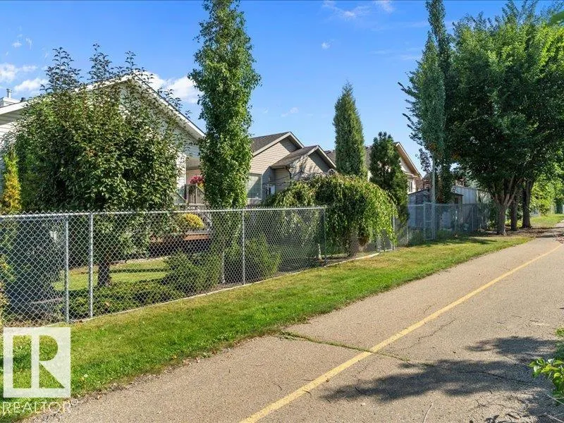 93 CAVAN Crescent