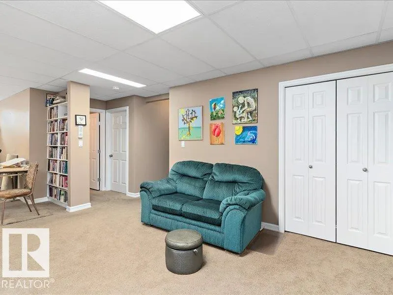 93 CAVAN Crescent