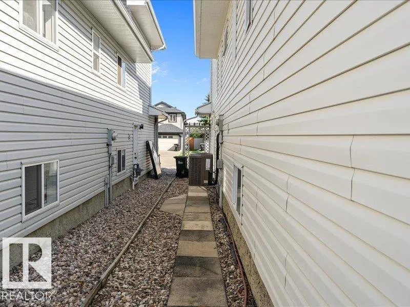 93 CAVAN Crescent