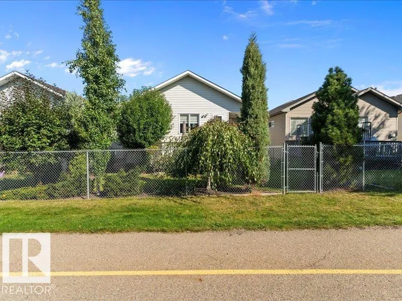 93 CAVAN Crescent