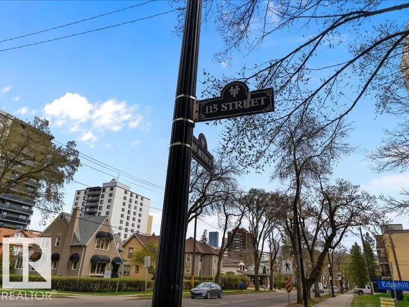 11503 100 Avenue