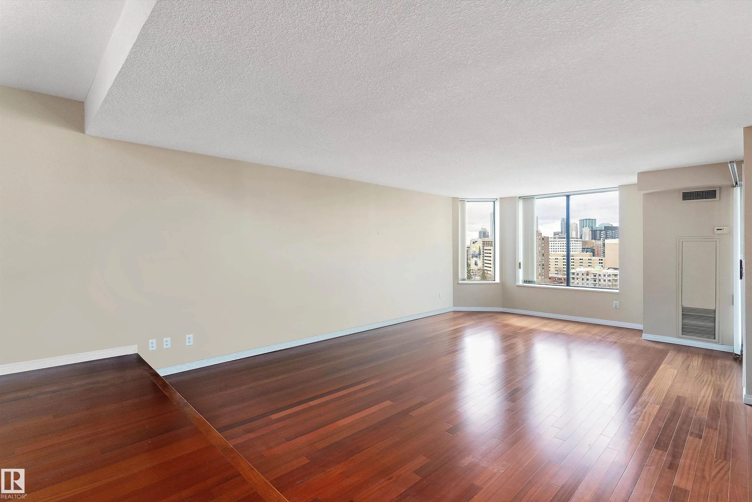 11503 100 Avenue