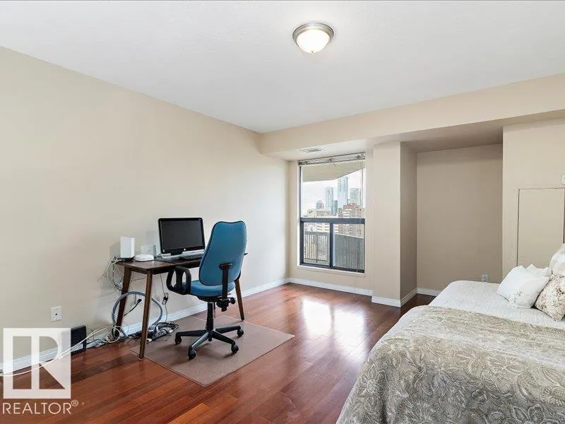 11503 100 Avenue