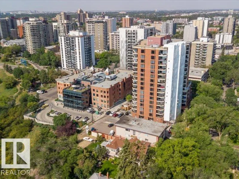 11503 100 Avenue