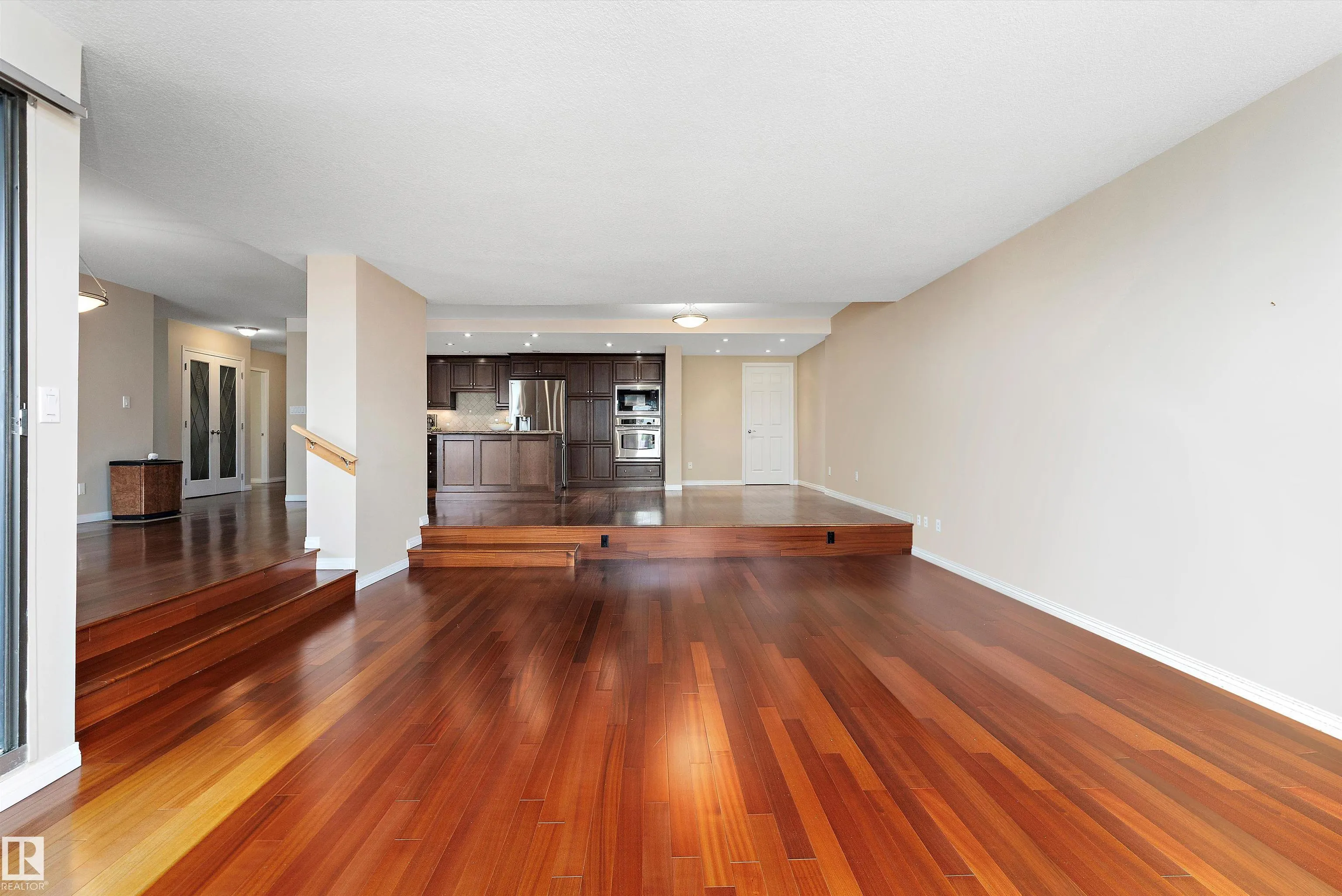 11503 100 Avenue