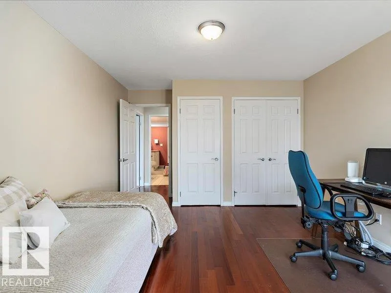 11503 100 Avenue