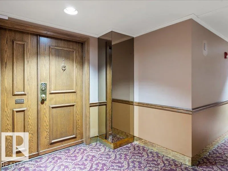 11503 100 Avenue