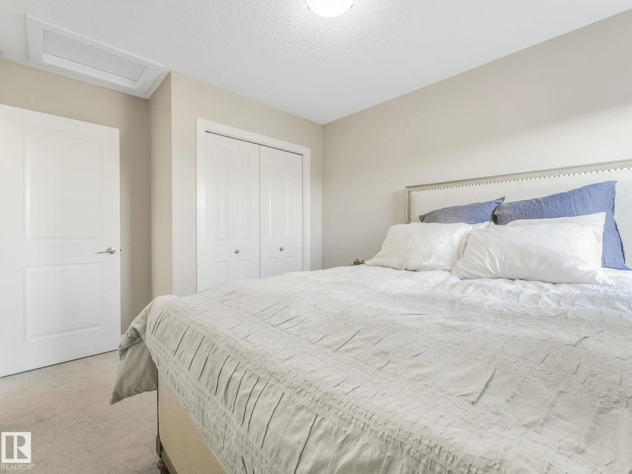 225 SOUTHFORK Drive