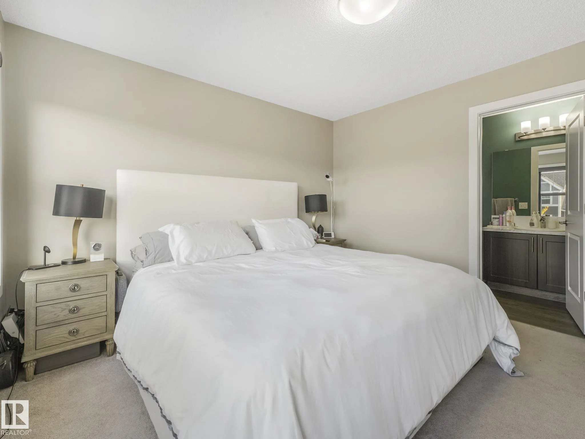 225 SOUTHFORK Drive