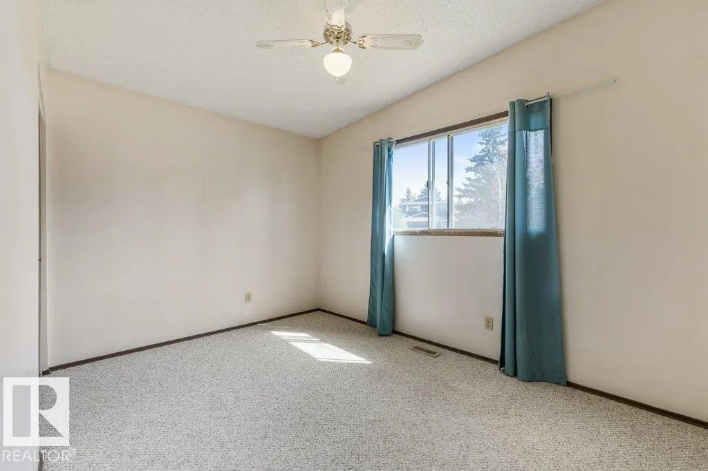 13 LUCERNE Crescent