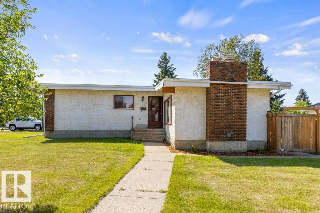 13 LUCERNE Crescent