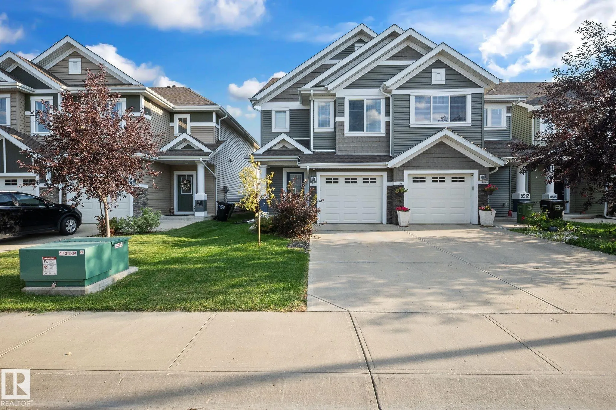 8511 24 Ave