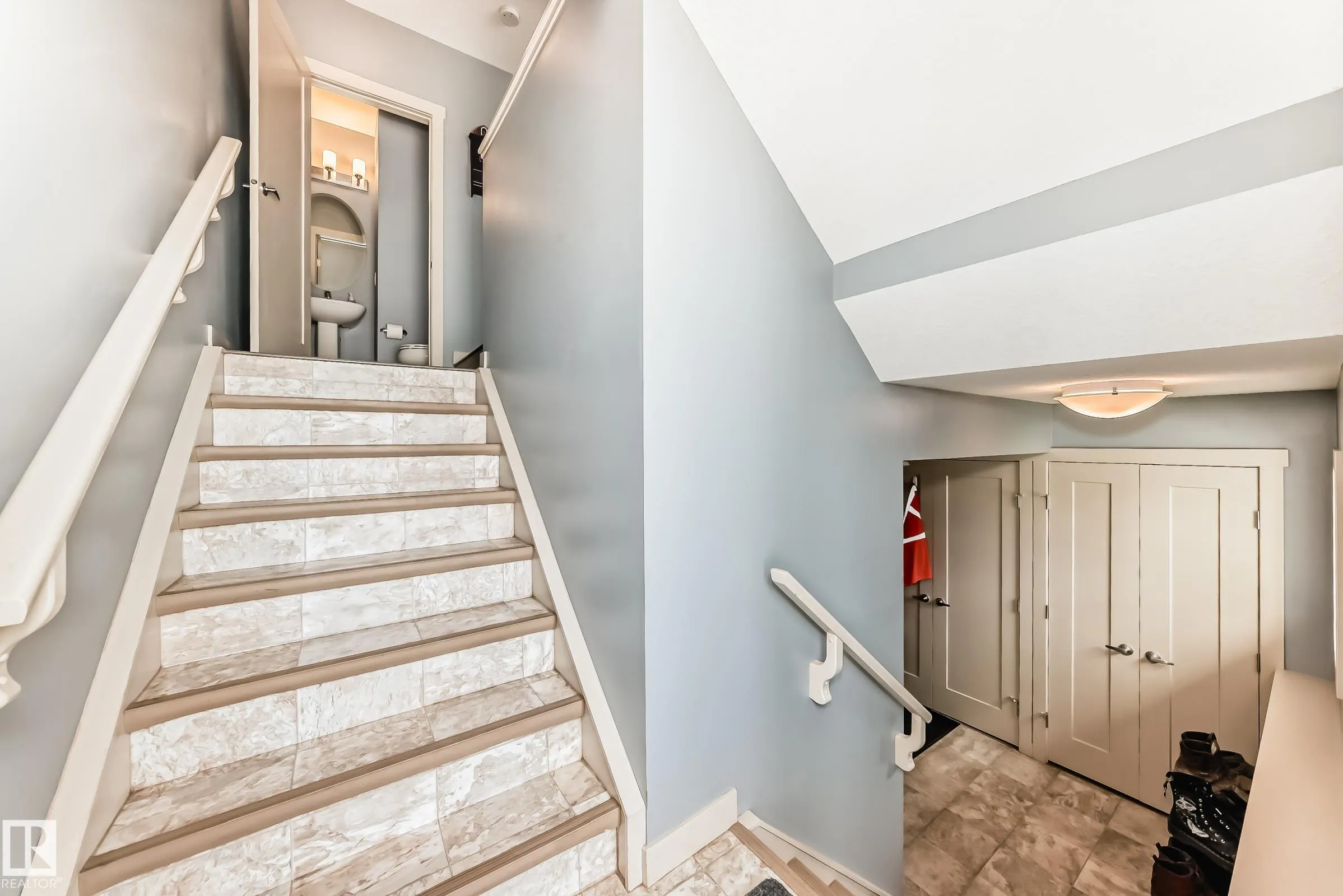 1391 STARLING Drive
