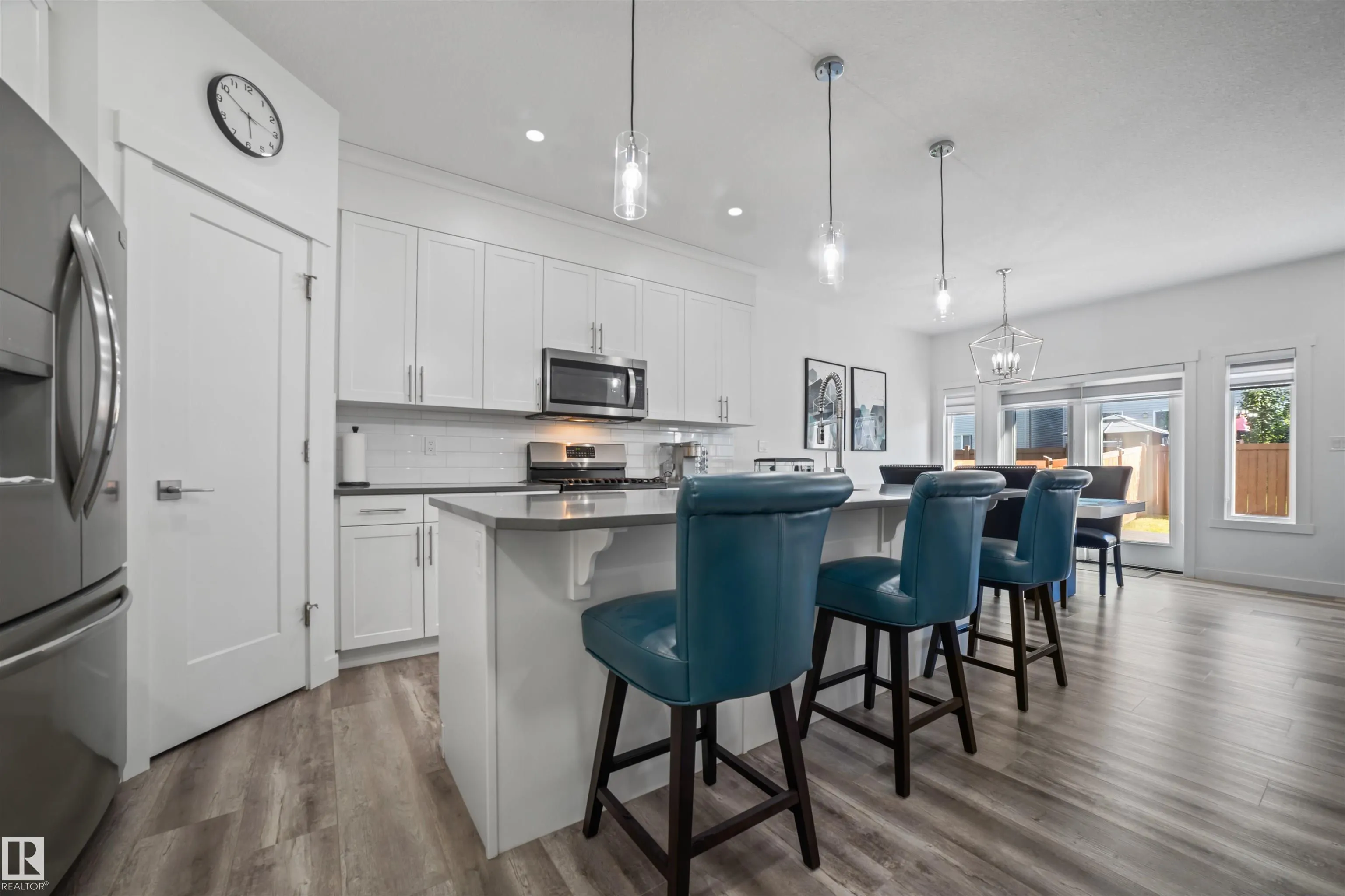 2100 GRAYDON HILL Crescent