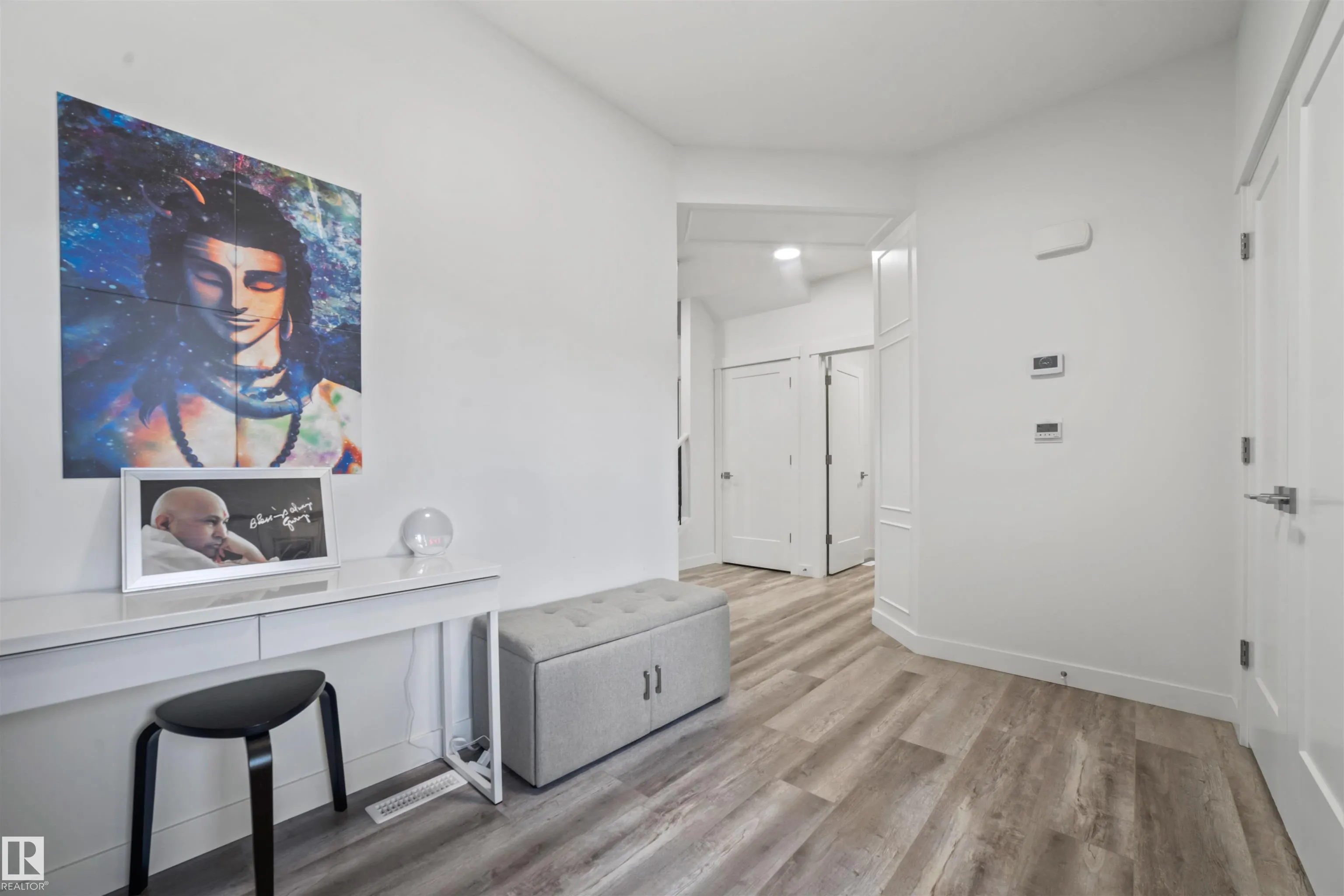 2100 GRAYDON HILL Crescent
