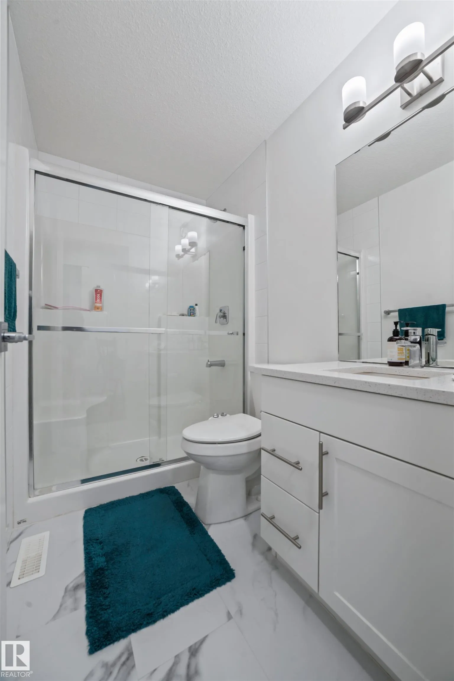 2100 GRAYDON HILL Crescent