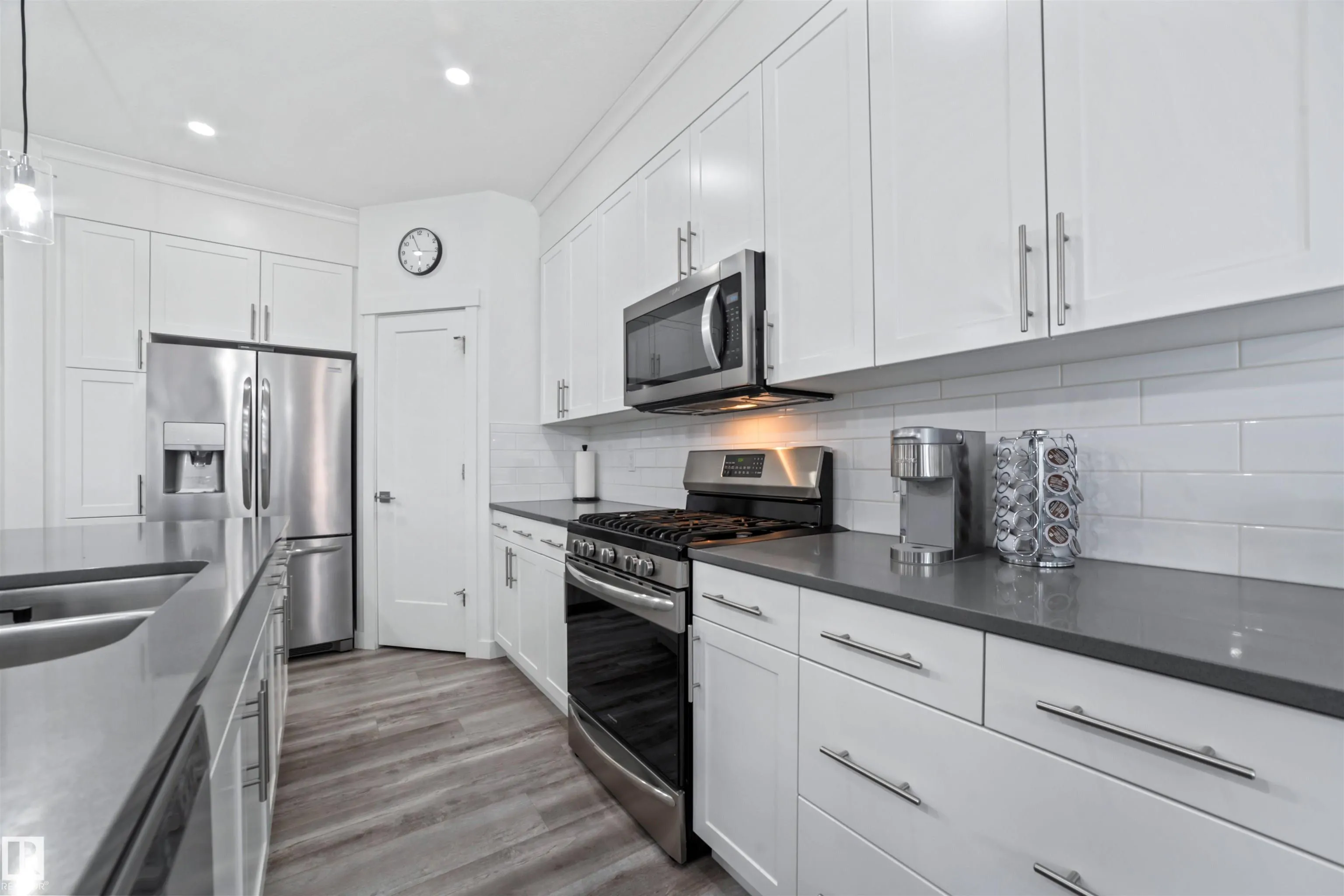 2100 GRAYDON HILL Crescent