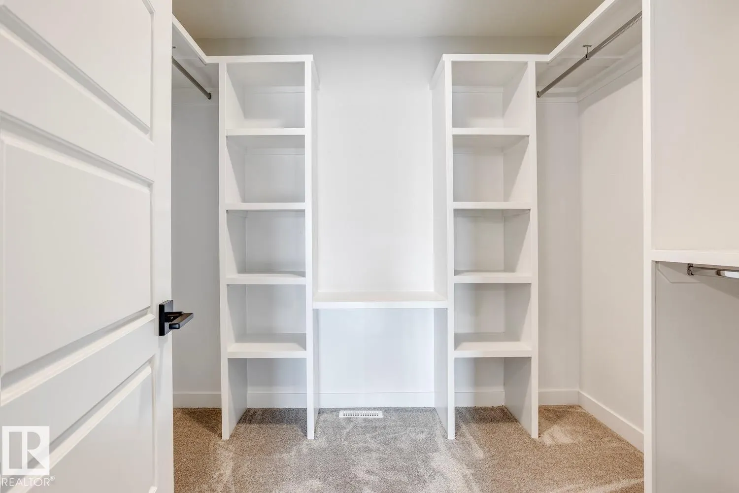 187 CALEDON Crescent