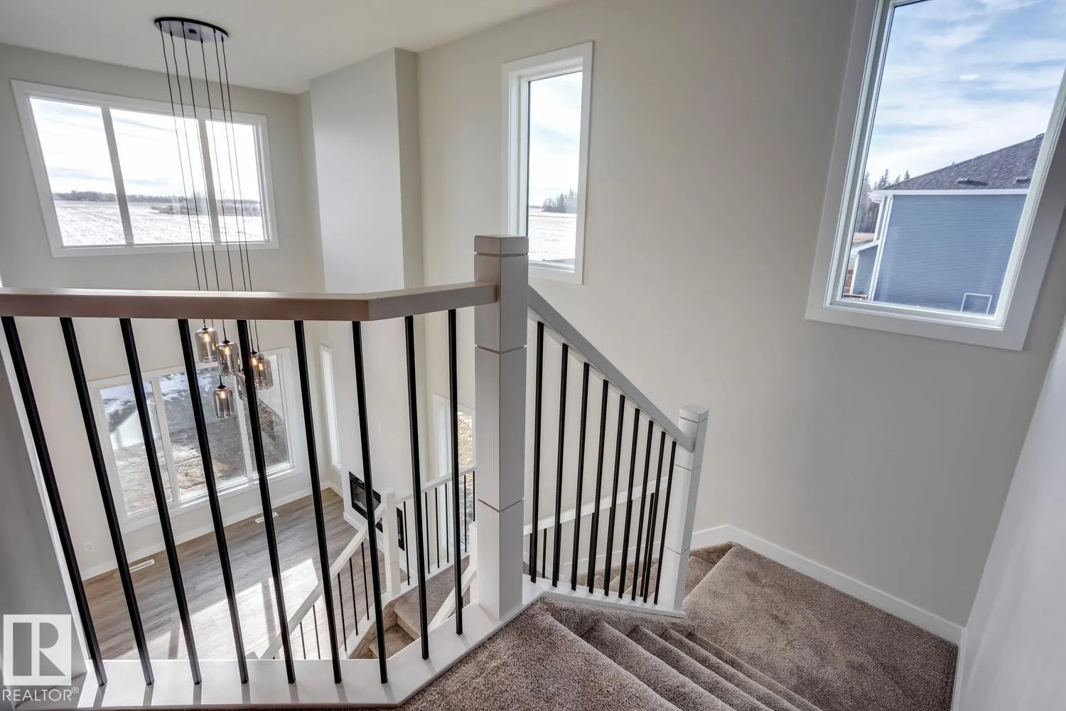 187 CALEDON Crescent