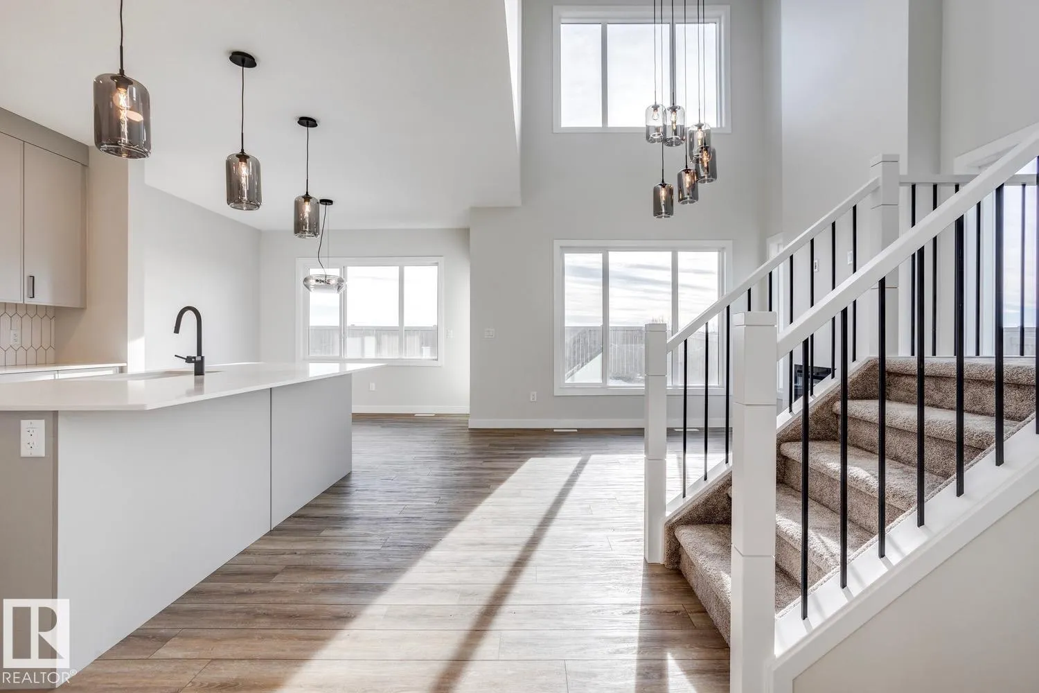 187 CALEDON Crescent