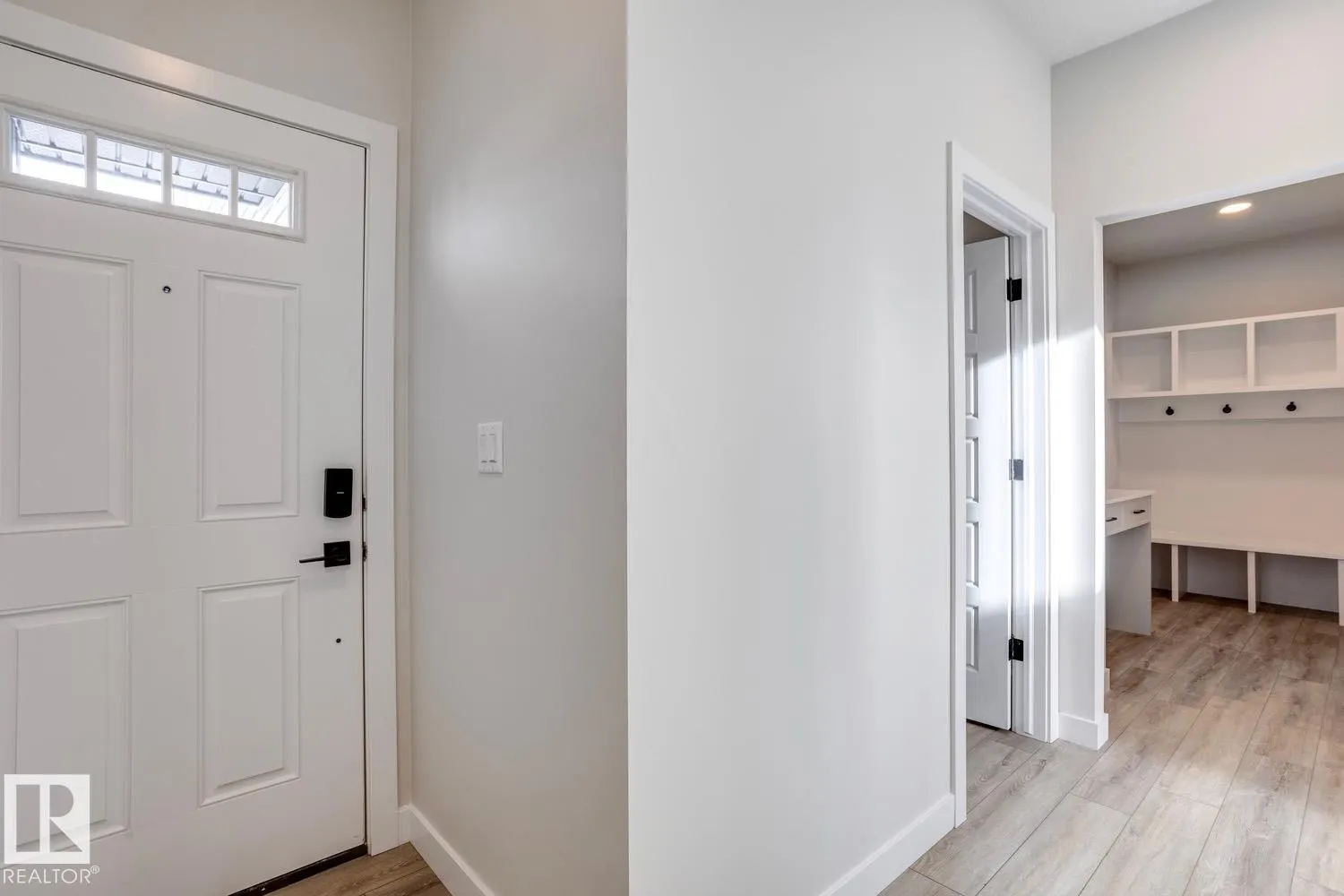 187 CALEDON Crescent