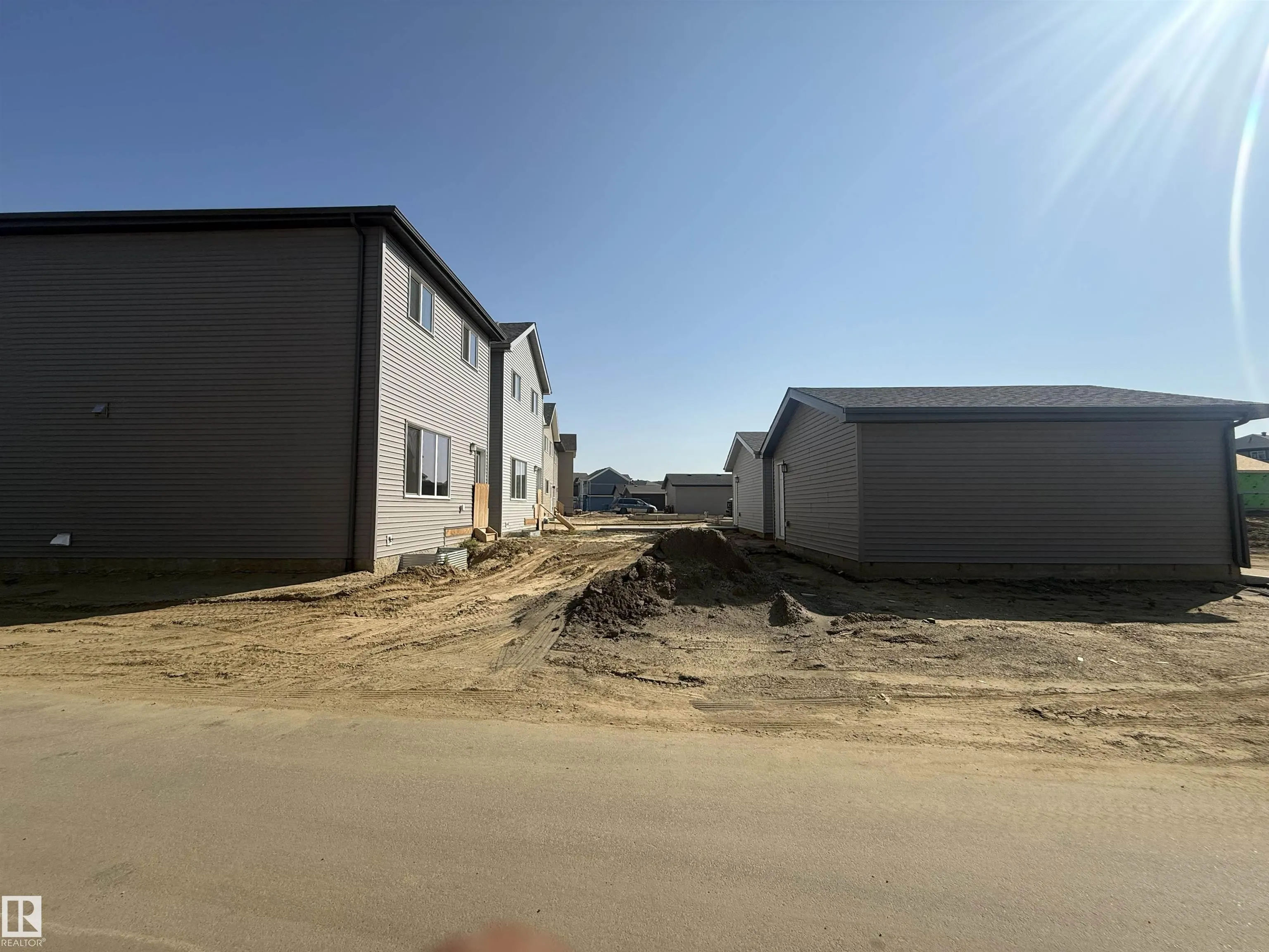 22519 88 AVE
