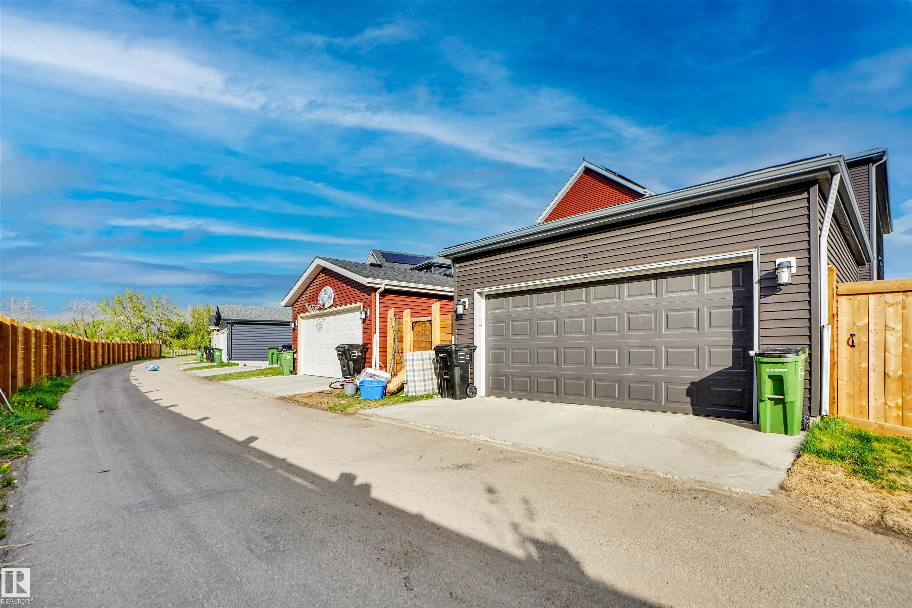 266 CHARLESWORTH Drive