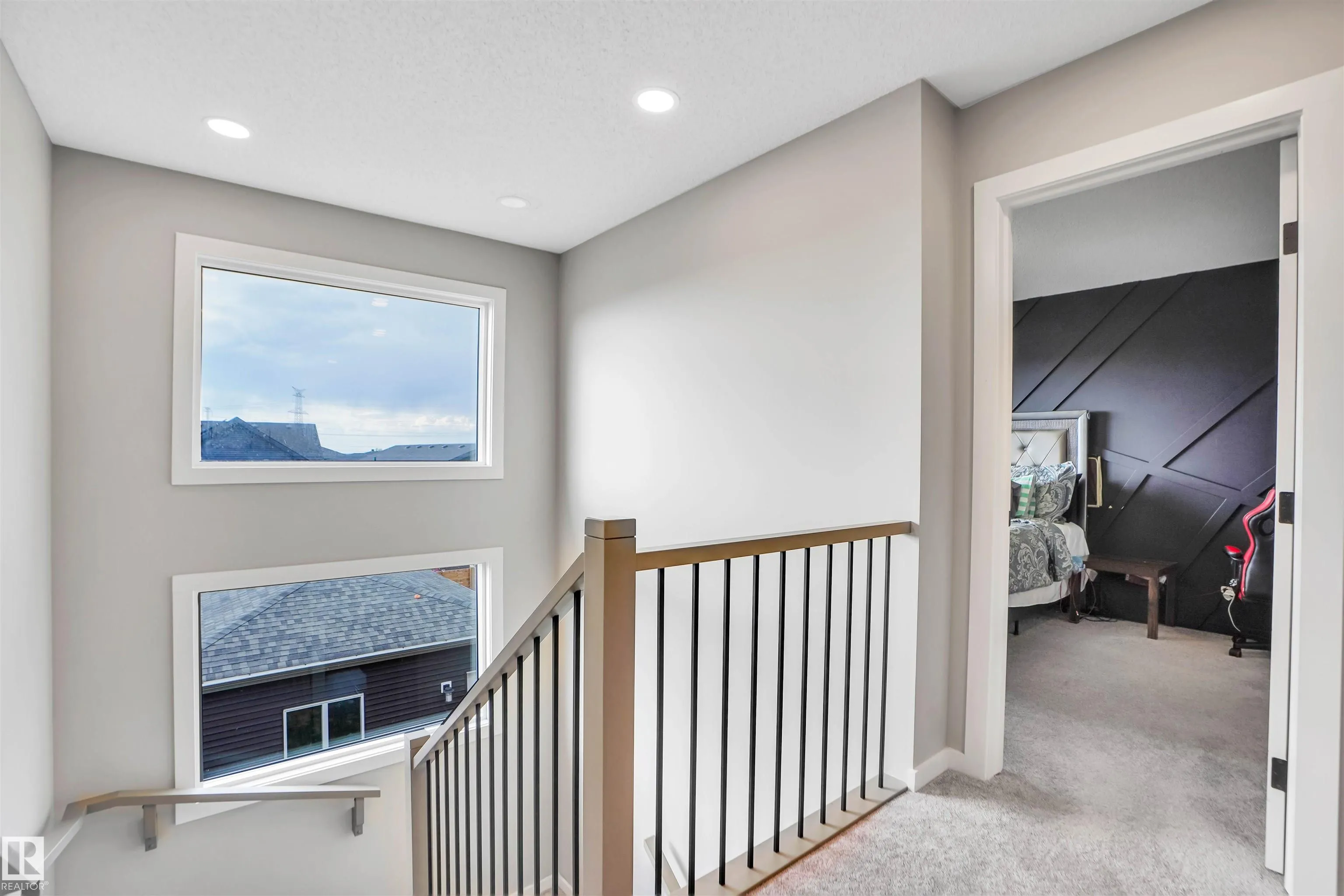 266 CHARLESWORTH Drive