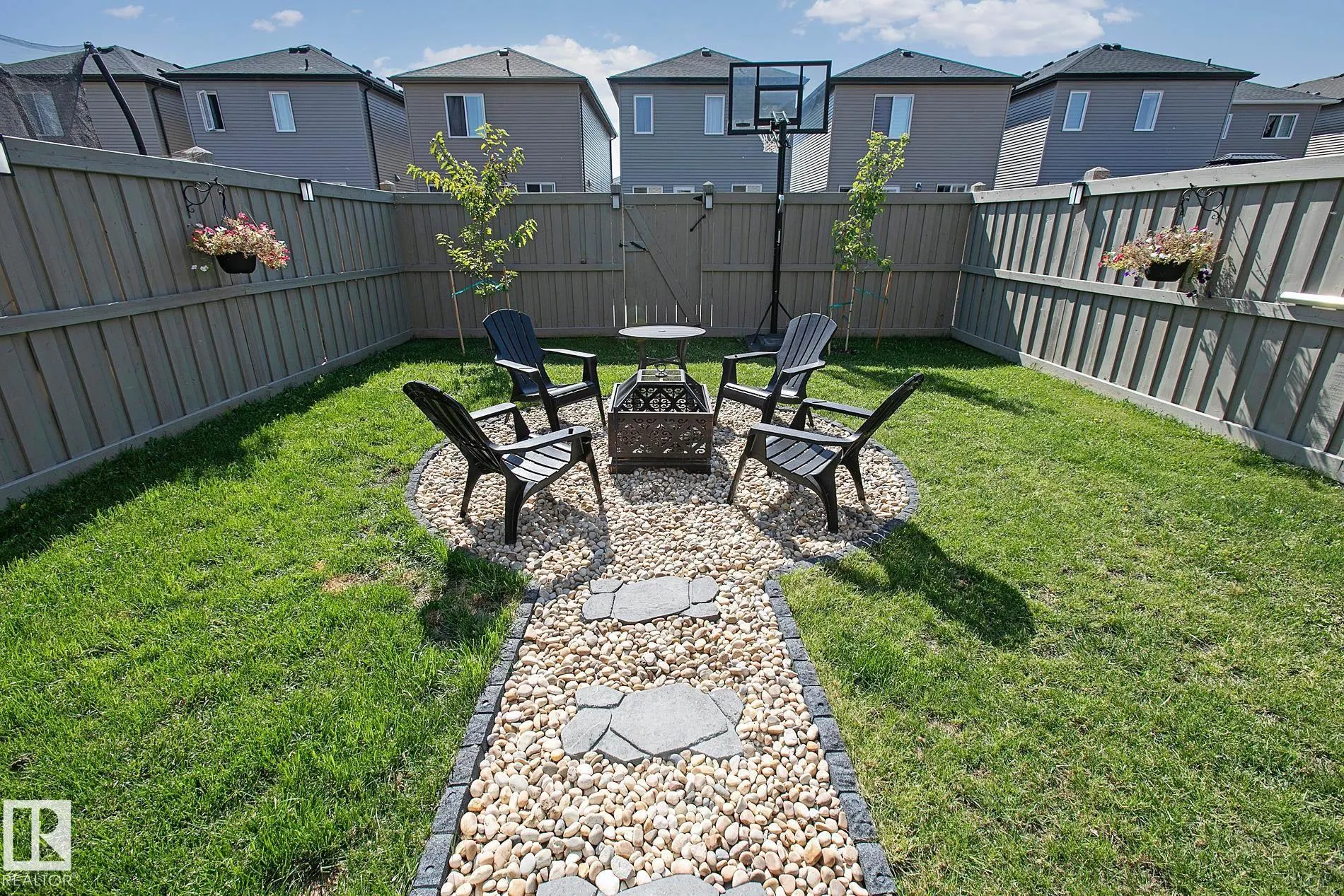 7419 CREIGHTON Place